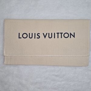 - - Louis Vuitton Wallet Dust Bag 9"x5"